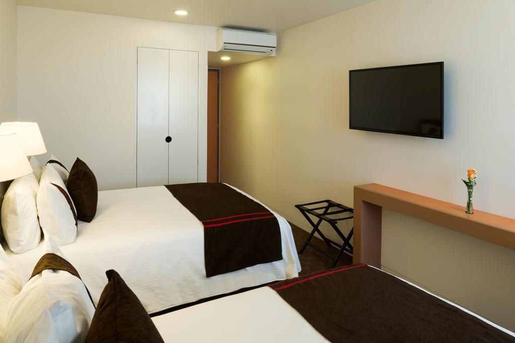 Mision Express Queretaro Hotel Room photo